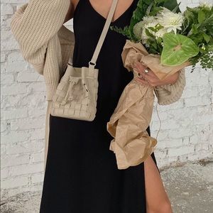 Ailin Cream Bucket Bag TIJN